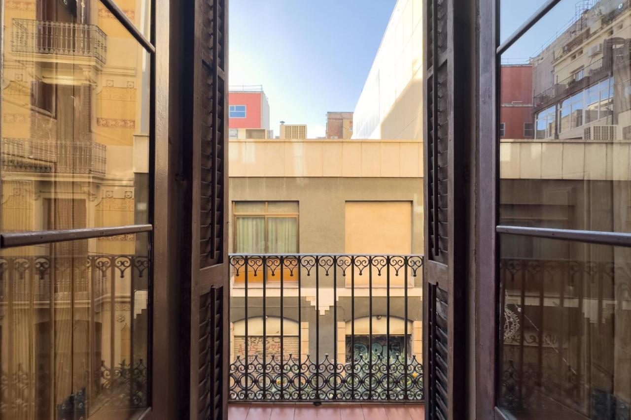 Aparteasy - Central Gracia Apartments Barcelona Exterior photo